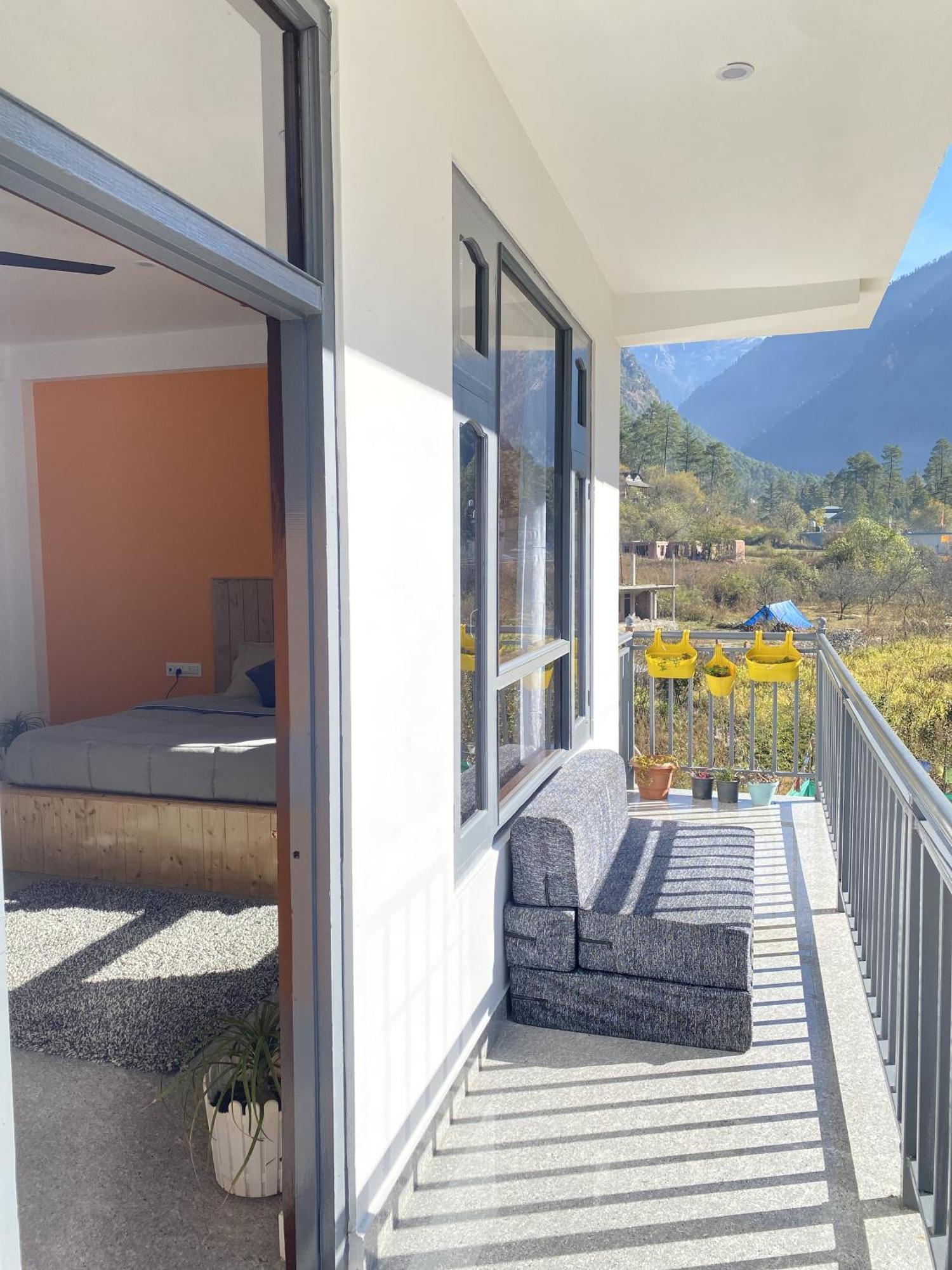Himtrek Stays, Kasol Eksteriør billede